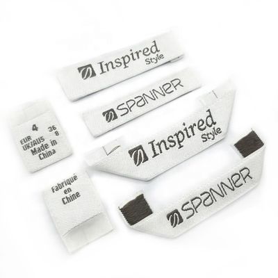 Gesponnenes nähendes kundenspezifisches gesticktes Gewebe beschriftet Kleideraufkleber-Schuhe stickte Logo Tags