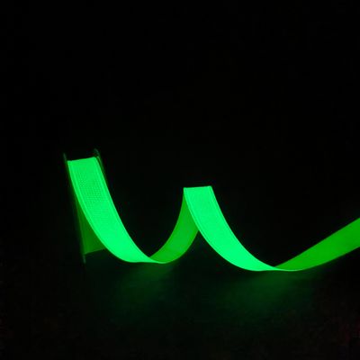 PVC-Glühen im dunklen reflektierenden Band für Inneneinrichtungs-selbstklebendes warnendes Band